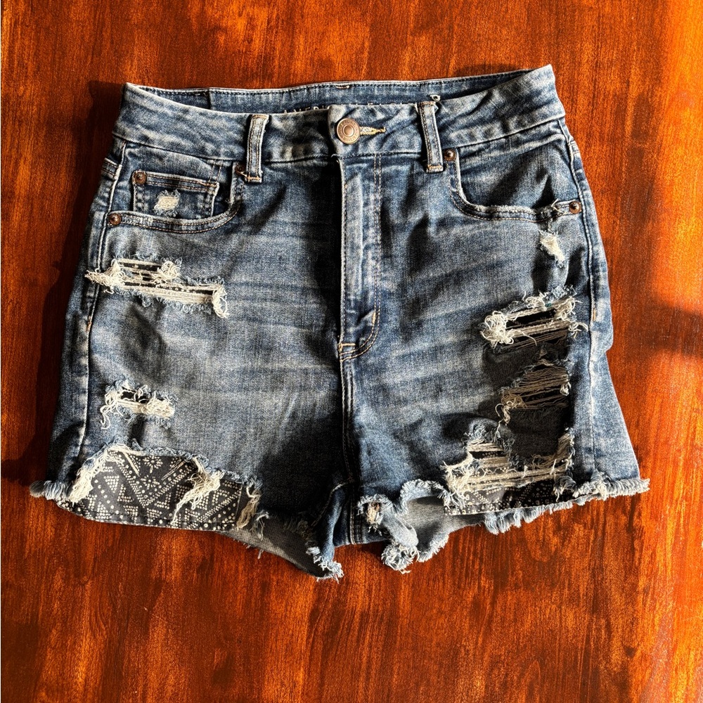 American Eagle Curvy Hi Rise Shortie  Distressed Blue Jean Shorts Women’s 8
